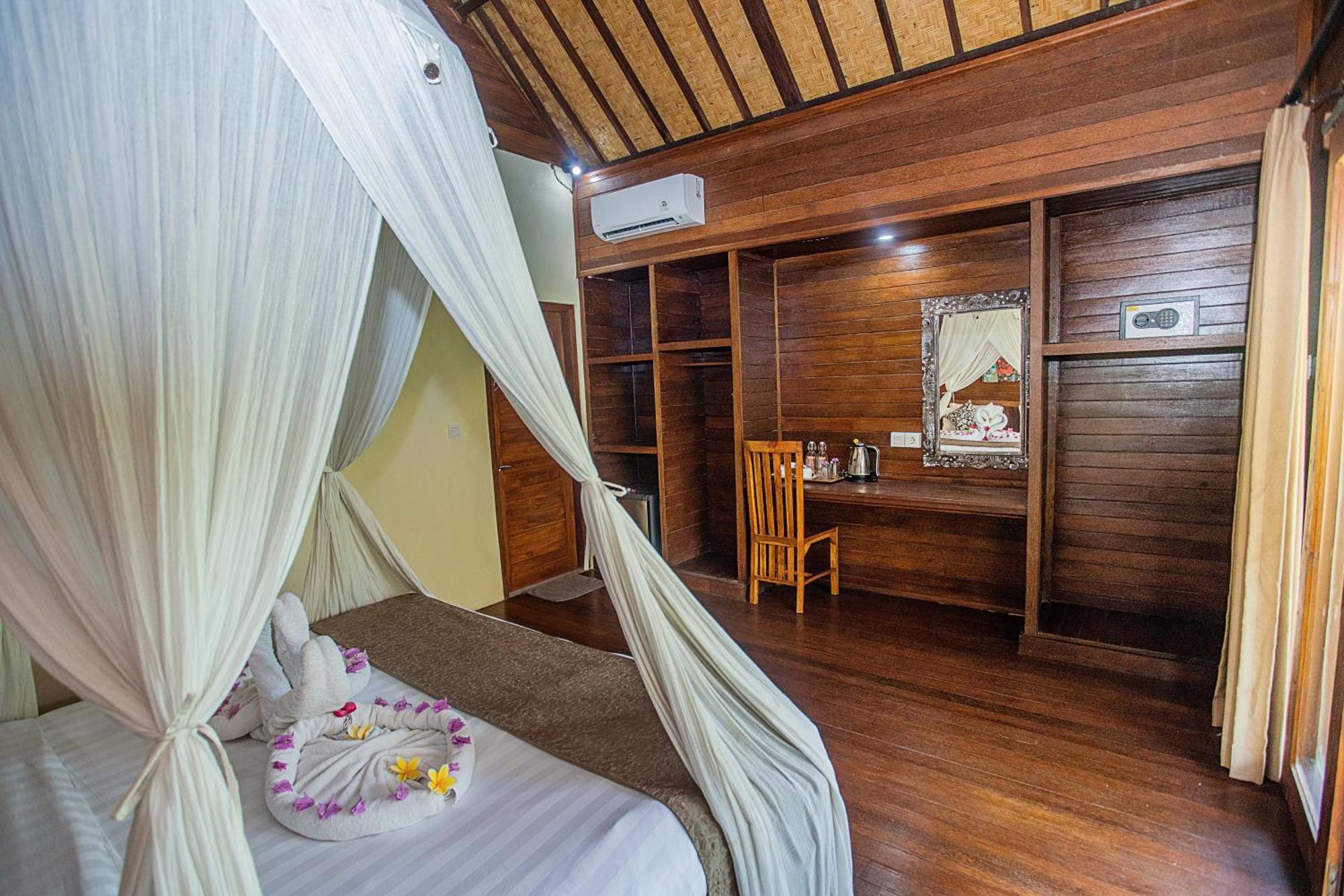 D'Muncuk Huts Lembongan Hotel Buitenkant foto